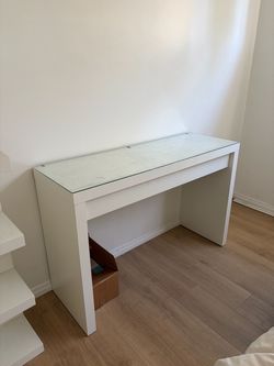 White ikea malm vanity table