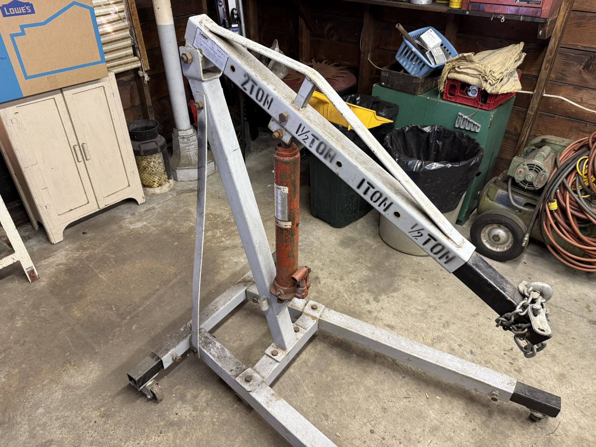 Larin 2-ton Hydraulic Engine Hoist