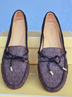New Michael Kors Women's Loafers Size 9 Only