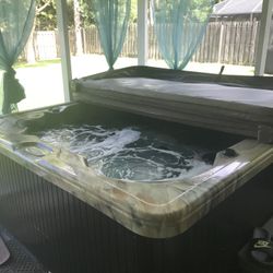 Hot Tub Free Delivery 