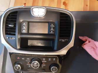 Chrysler 300 radio with navigation module 2011 to 2014