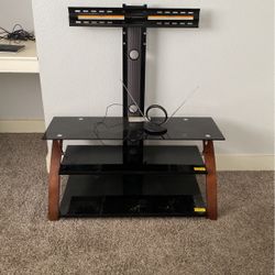 TV Stand With Shelves