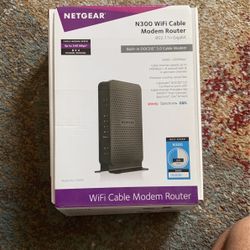 N300 Wifi Cable Modem Router Excellent Condition