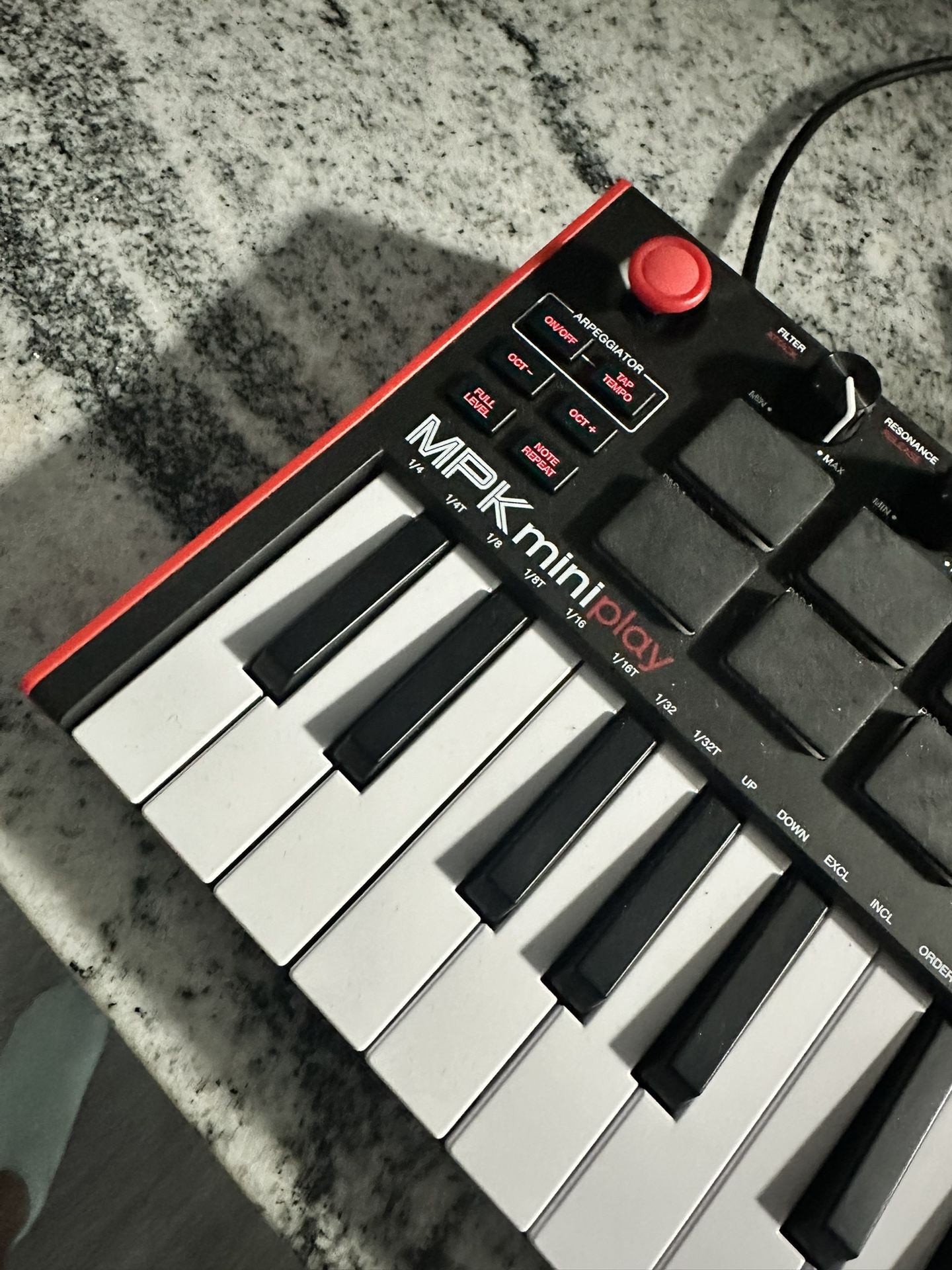 Akai MPK Mini Play