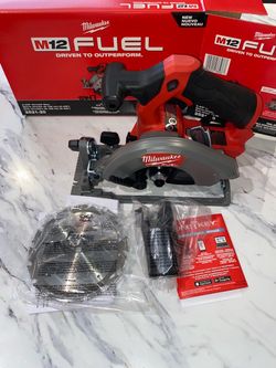 Milwaukee M12 fuel 5-3/8” circular saw