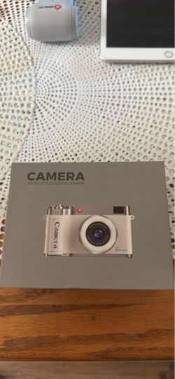 Retro Styled Digital Camera Box
