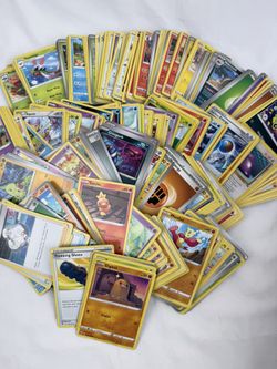 Huge Pokémon Card Lot 550+ NM - Featuring Iono, Battle VIP Pass & Meta Staples!