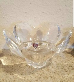Vintage 1980's Orrefor's Swedish Crystal Petal bowl