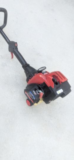 Weed Trimmer/ Craftsman 25cc just tuned Up New Carburetor!