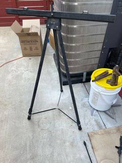 Presentation Easel - Free
