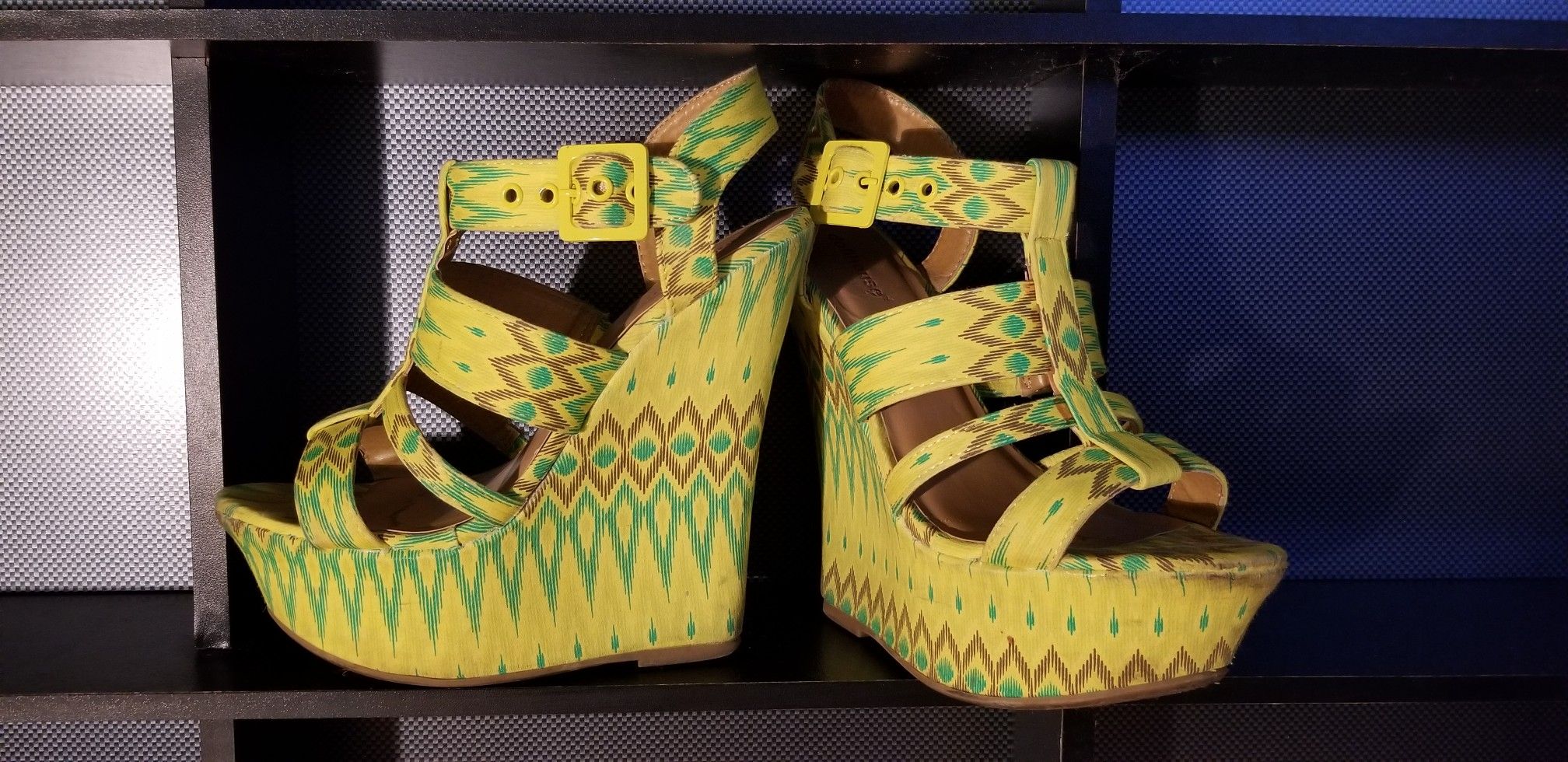 Yellow High heel shoes