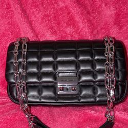 MICHAEL KORS LARGE TRIBECA BAG