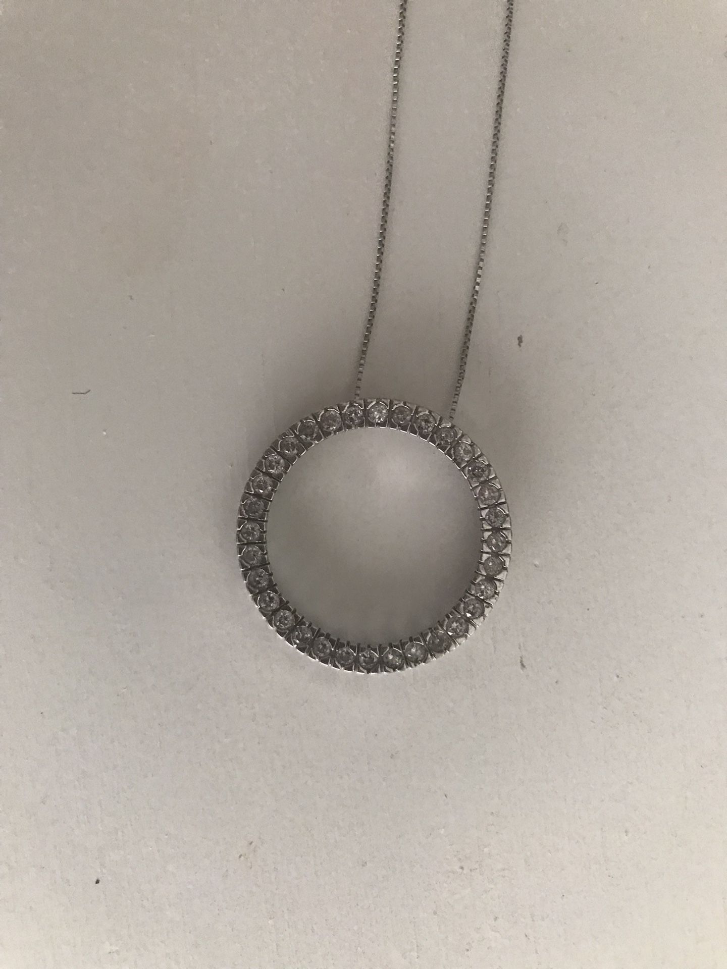 1Carat TW Circle diamond Pendant Necklace 10k White Gold
