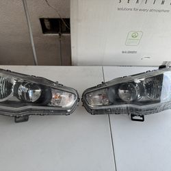 Mitsubishi Lancer Headlights Assembly 