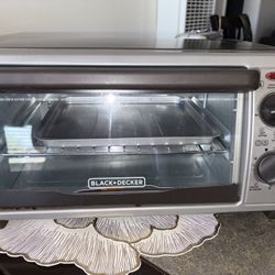 Black + Decker OvenToaster