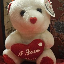 VALENTINES DAY WHITE PLUSH TEDDY  BEAR  WITH RED EARS & PLUSH  HEART 
