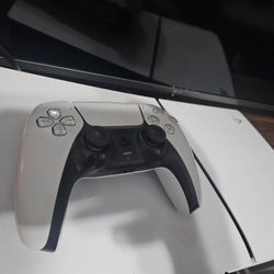 Ps5 With Controller - Like New 