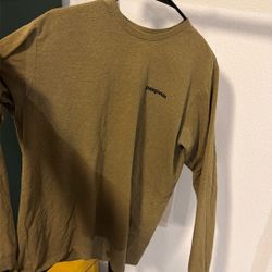 Patagonia Men’s L/S size M