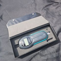 Cen-Tech Digital Photo Sensor Tachometer