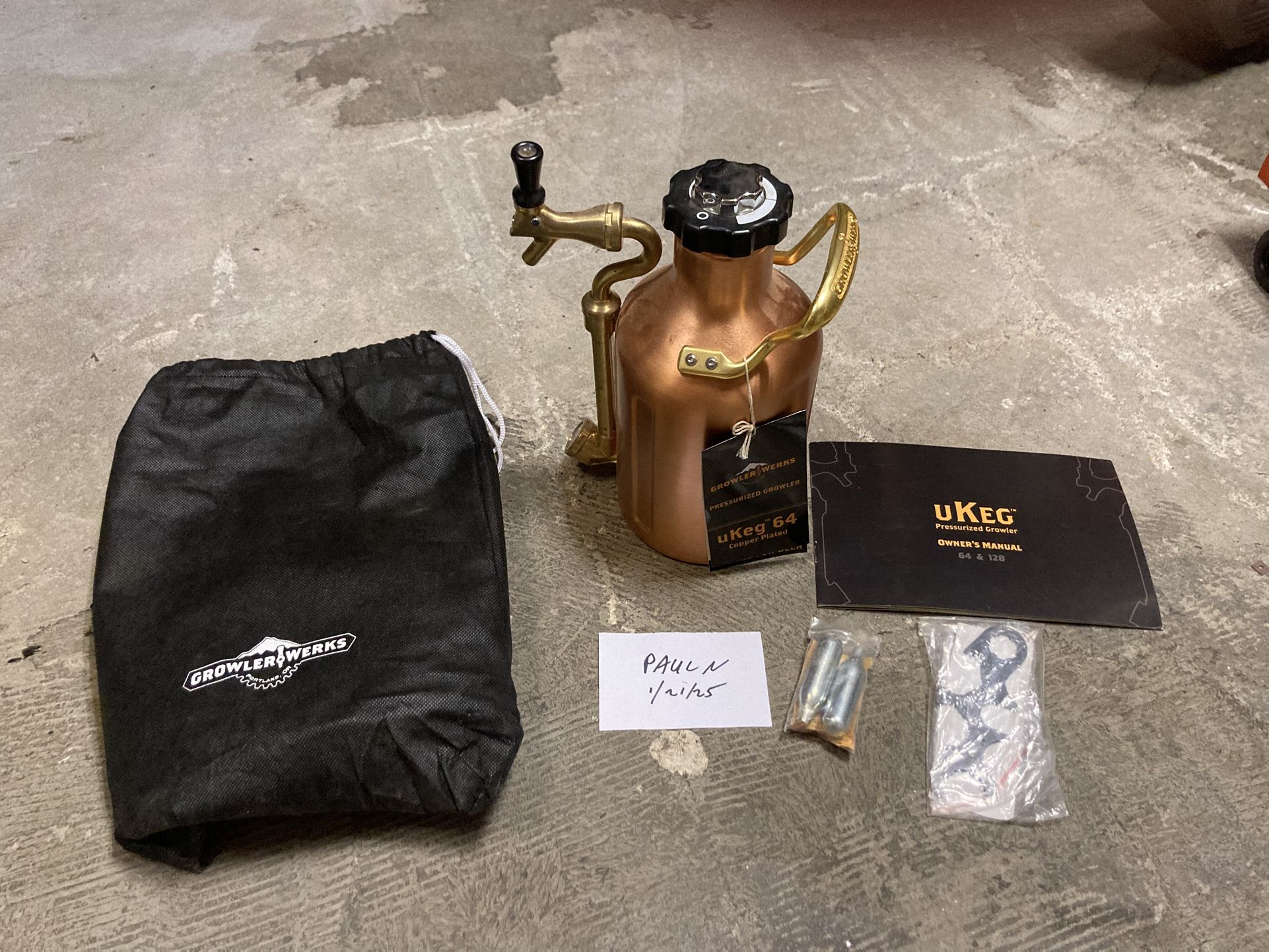 Growler Werks UKeg 64 Growler