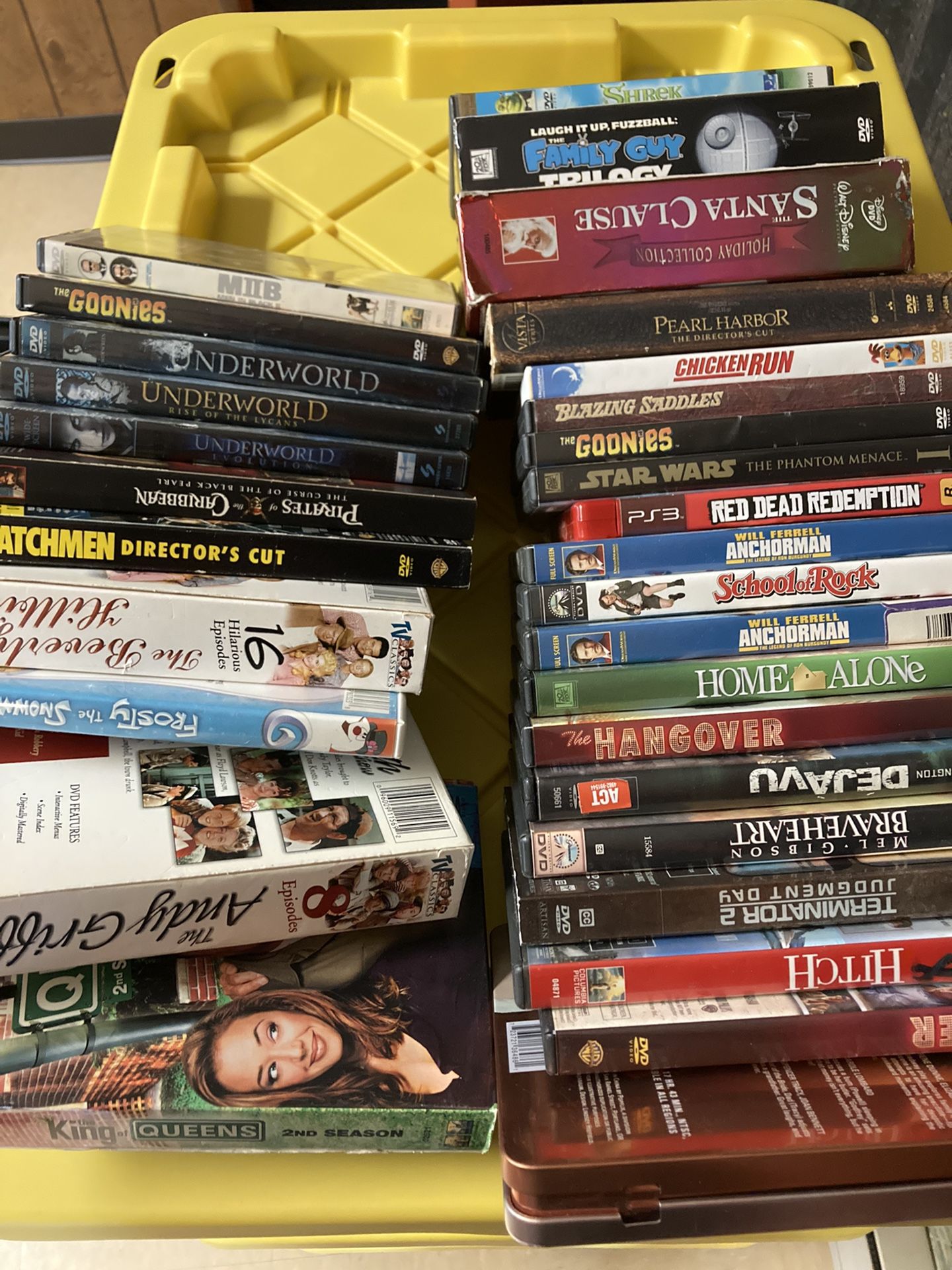 DVDs, Movies, Video Games! 7$ Ea Or 5 For $30!