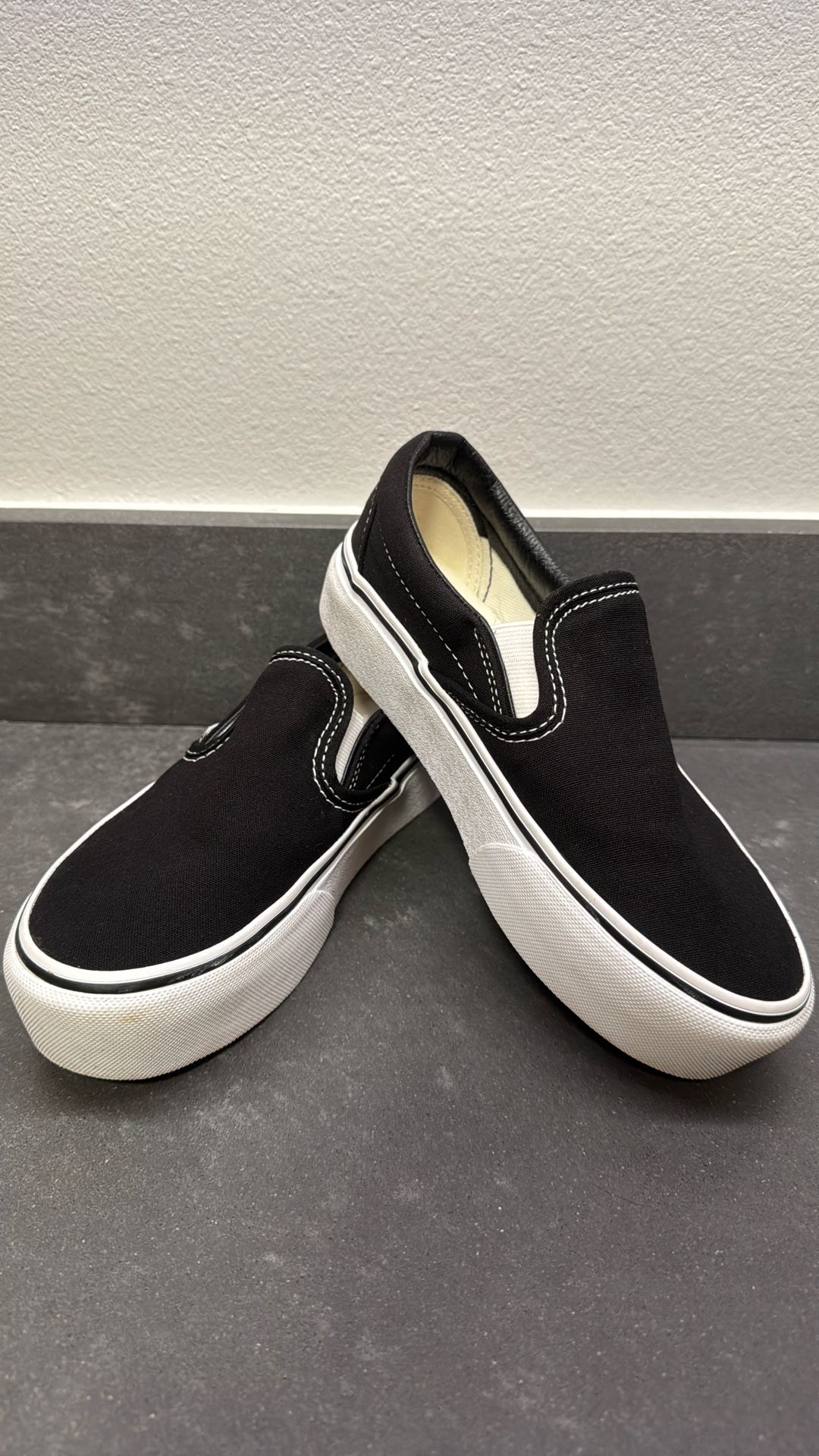 Vans Classic Slip-On Platform Black - Womens 5
