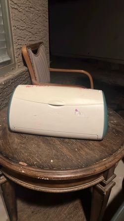 Cricut Personal Electronic Cutting Machine