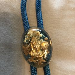 Vintage Bolo Tie Flower With Praying Gold Hands In Resin