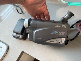 JVC GR-SX851 Super VHS-C Camcorder w/ Battery & Charger