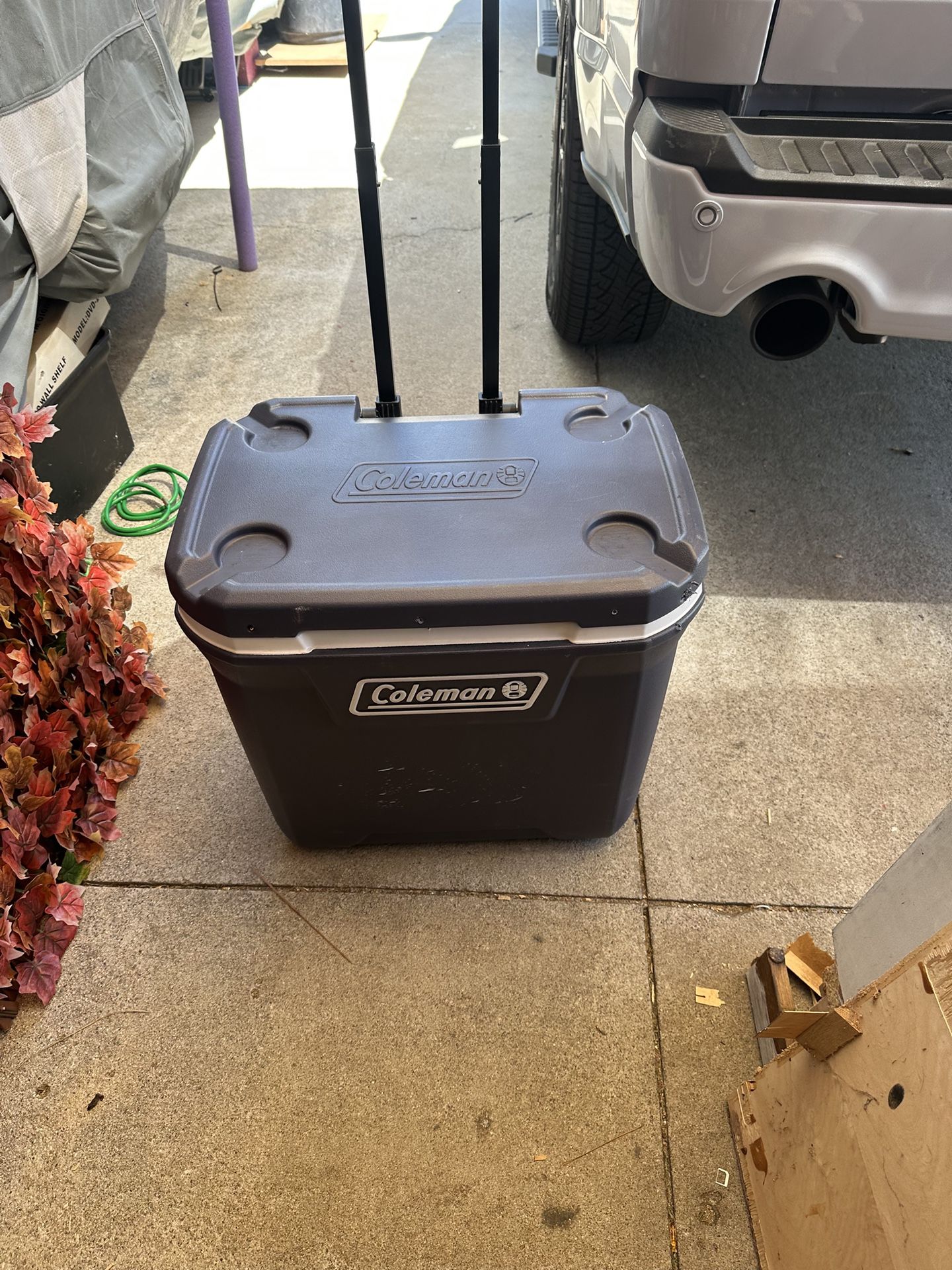 Coleman Wheeled Cooler Medium Size