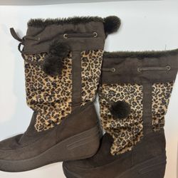 Suede Leopard Print Boots Size 8M 