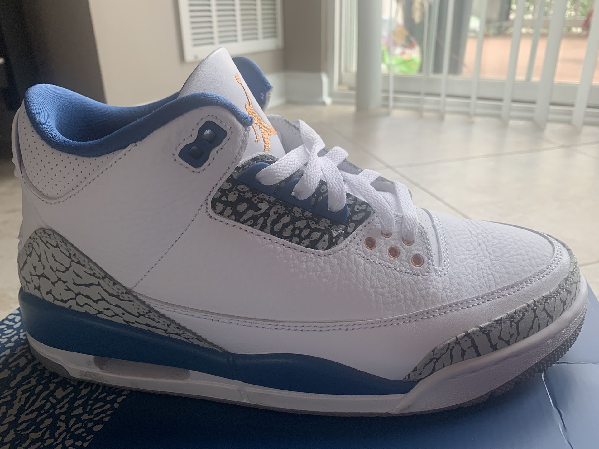 Jordan 3 Retro White/metallic Copper Size 9