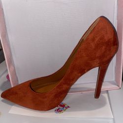 Heels Sz 11