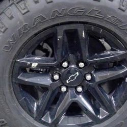 Chevy Tahoe Rims Chevrolet Suburban Wheels Silverado Snowflakes Trail Boss High Country LTZ Rst Z71 Yukon Sierra Denali Cadillac Escalade 