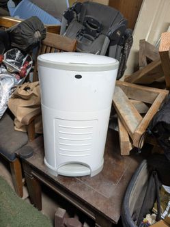 Dekor diaper pail