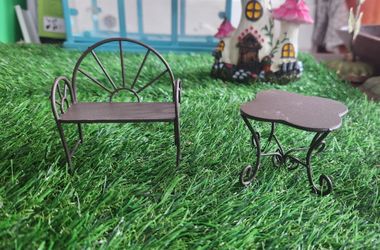 New Miniature Fairy Garden Bench and Table