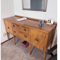 Dining Table , 6 Chairs And Buffet