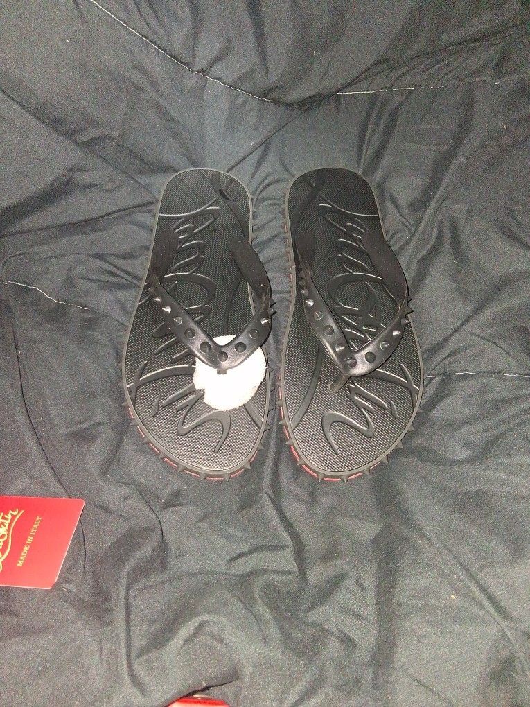 Christain Louboutin Flip Flops Size 40