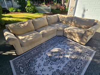 Pottery Barn Sofa Delivery Available 🚚