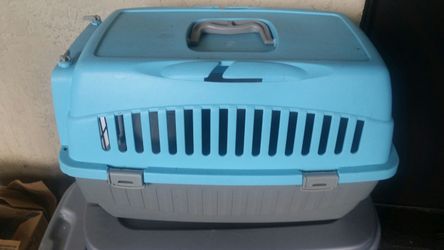 Pet carrier