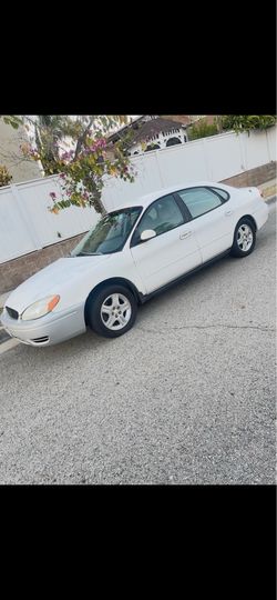2002 Ford Taurus