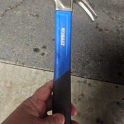 Kobalt 16 oz hammer