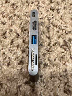 Macbook USB C adapter