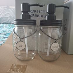 Soap And Lotion Despenser Set