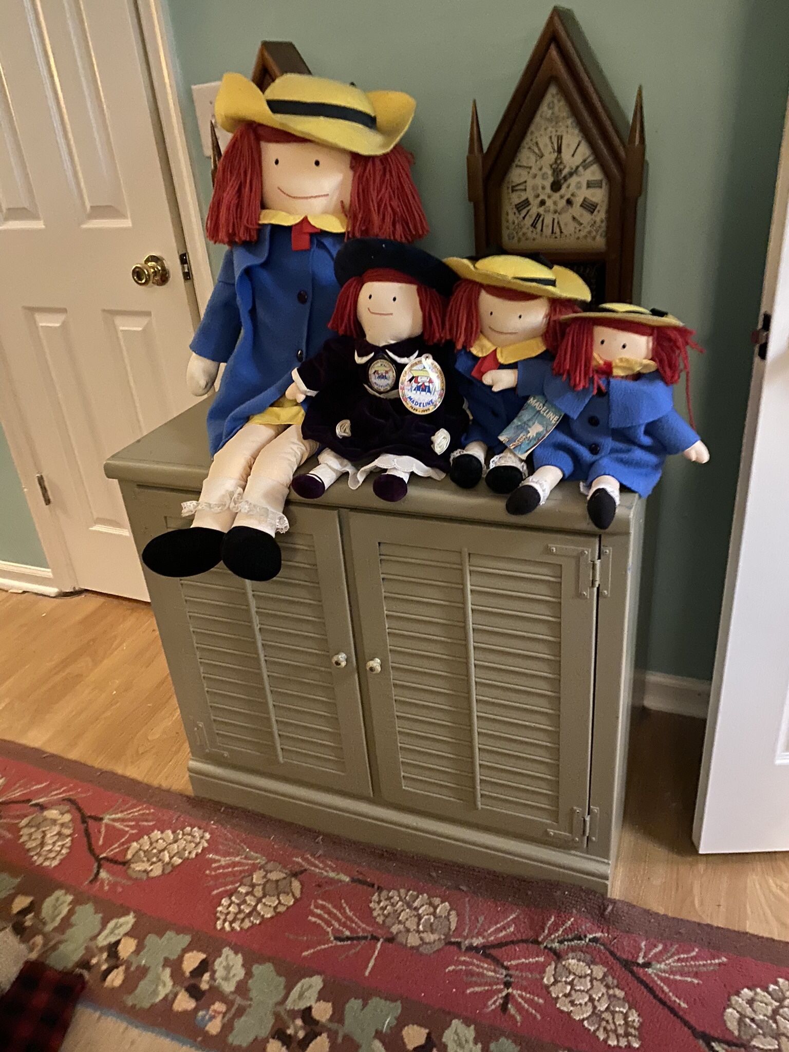 Large Collection Eden Madeline Dolls