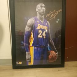KOBE BRYANT PICTURE WITH FRAME