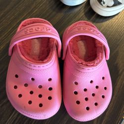 Girls Crocs Size 6c