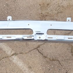 Chevrolet Chevy Avalanche front bumper 2003 2004 2005 2006 Part $150