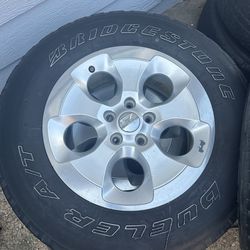 Jeep wheels and tires