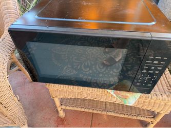 Medium size microwave